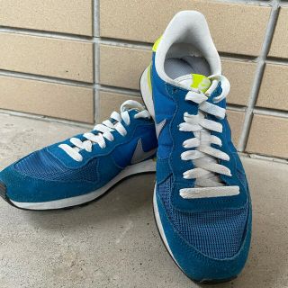 ナイキ Internationalist スニーカー レディース イエロー 黄色系 の通販 18点 Nikeのレディースを買うならラクマ