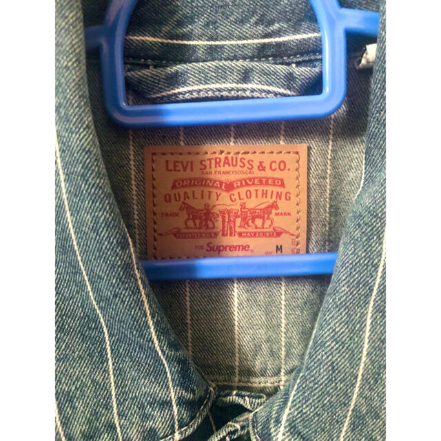 Supreme  Levi’s Pinstripe Trucker Jacket