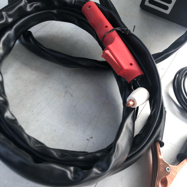 美品!スズキッド【SUZUKID】エアープラズマ切断機【APC-15E】100V 美品!スズキッド【SUZUKID】エアープラズマ切断機【APC-15E】100V