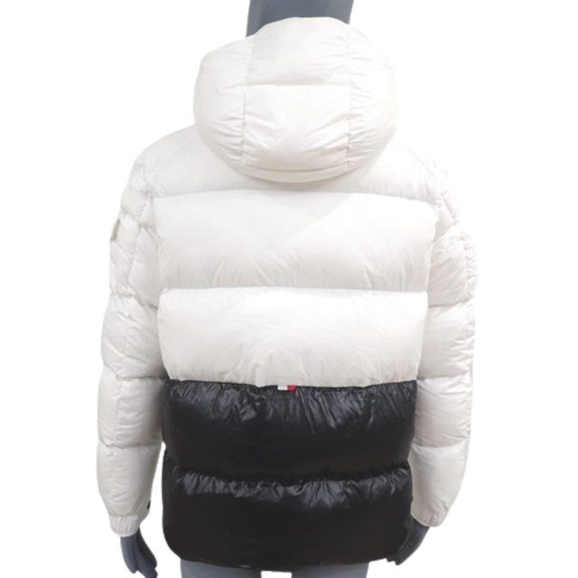 MONCLER(モンクレール)のモンクレール Maures ダウンジャケット 白 黒 40802000751 メンズのジャケット/アウター(ダウンジャケット)の商品写真