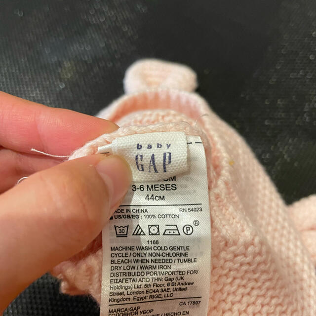 babyGAP(ベビーギャップ)のGAP baby ピンク　クマ　ニット帽子　帽子44cm ベビー帽子 キッズ/ベビー/マタニティのこども用ファッション小物(帽子)の商品写真