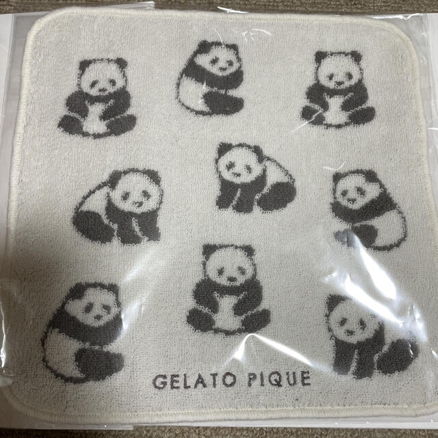 gelato pique(ジェラートピケ)のジェラピケ　パンダ　ハンドタオル　新品 レディースのファッション小物(ハンカチ)の商品写真