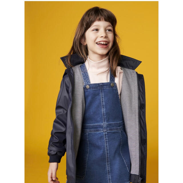 PETIT BATEAU(プチバトー)のプチバトー　新品タグ付き　デニム　ジャンパースカート　5ans/110cm キッズ/ベビー/マタニティのキッズ服女の子用(90cm~)(ワンピース)の商品写真