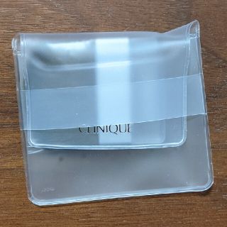 クリニーク(CLINIQUE)の新品　CLINIQUE　イーブンベター　ブラシのみ(チーク/フェイスブラシ)