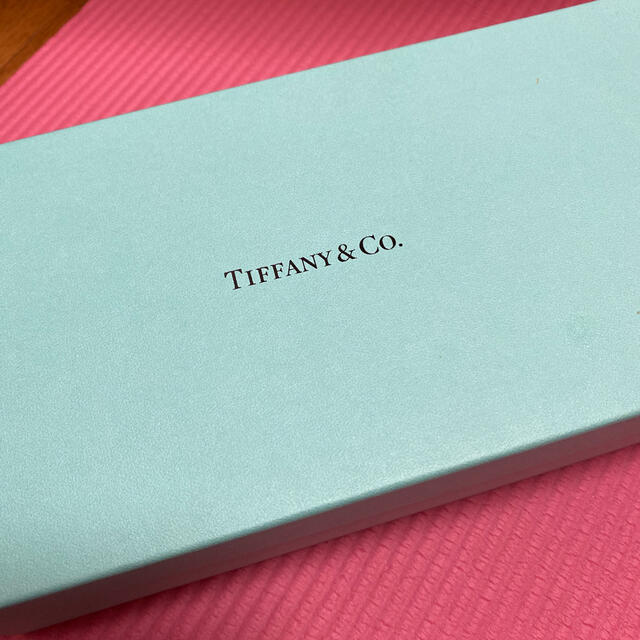 Tiffany & Co.(ティファニー)のティファニーペアマグ インテリア/住まい/日用品のキッチン/食器(グラス/カップ)の商品写真