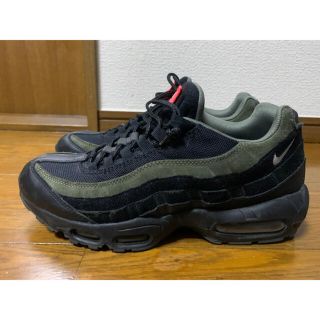 ナイキ(NIKE)のNIKE エアマックス AIR MAX 95 27.5 黒　ピンク　タグ(スニーカー)