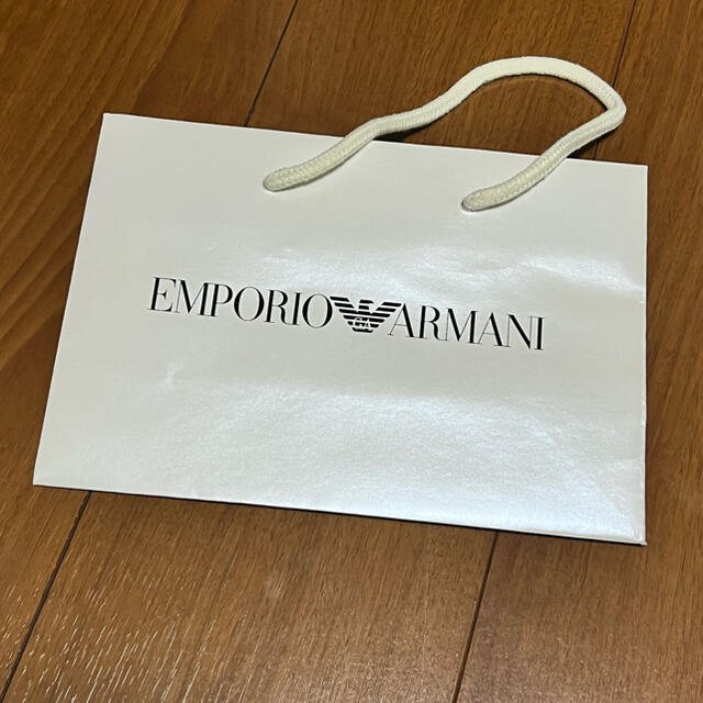 Emporio Armani(エンポリオアルマーニ)の【ゆーちゃん様専用】2枚セット EMPORIOARMANI 紙袋 レディースのバッグ(ショップ袋)の商品写真