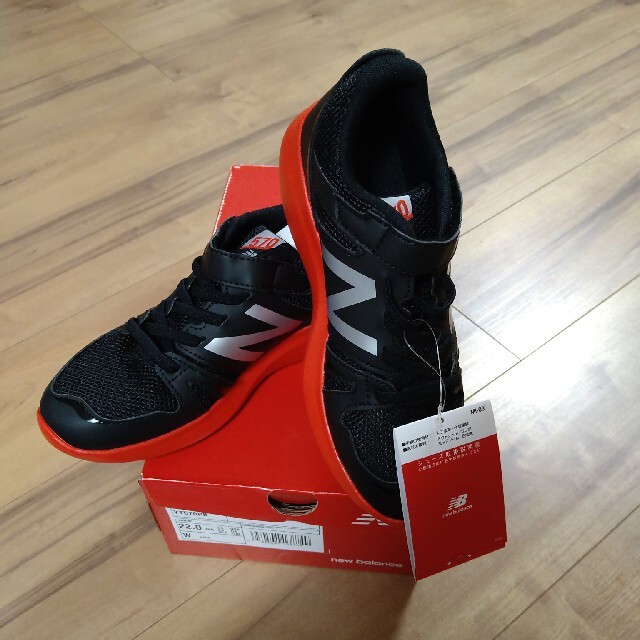 New Balance(ニューバランス)の[やたろう様専用]新品未使用☆ニューバランススニーカー[22.0cm] キッズ/ベビー/マタニティのキッズ靴/シューズ(15cm~)(スニーカー)の商品写真