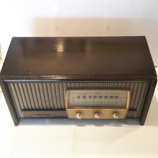 シャープ早川電機、真空管ラジオ、5F-20型、1954年式、作動、美 シャープ早川電機、真空管ラジオ、5F-20型、1954年式、作動、美