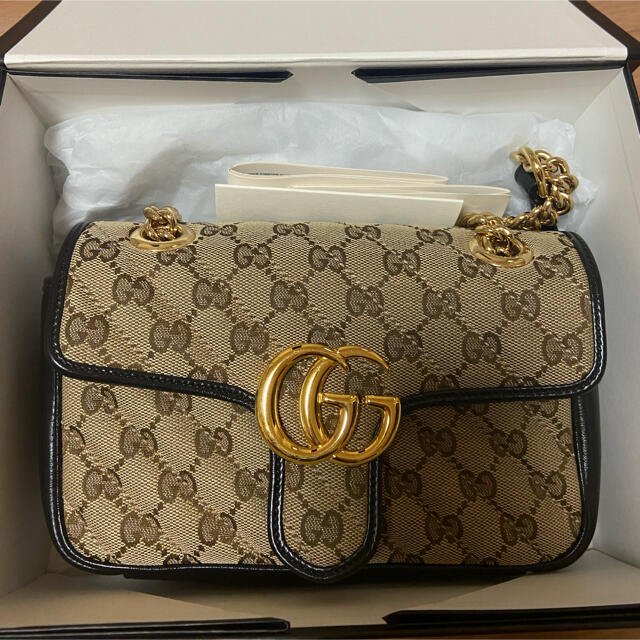 2021春夏新色】 Gucci ショルダーバッグ 〔GGマーモント〕スモール 2021春夏新色】 Gucci ショルダーバッグ 〔GGマーモント〕スモール