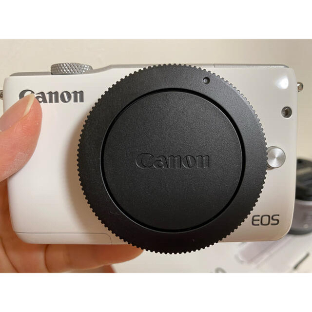 Canon EOS M10 Wズームキット WH レンズ2個付属 - 2