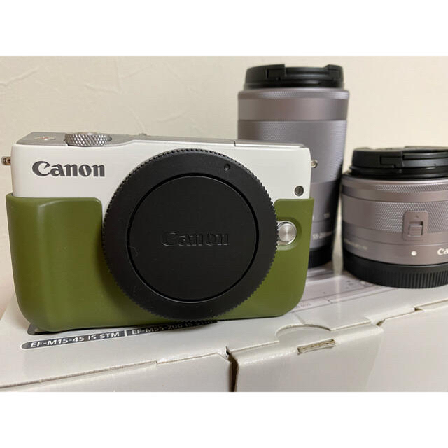 Canon EOS M10 Wズームキット WH レンズ2個付属