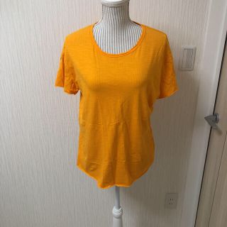 ザラ(ZARA)のZARA Tシャツ(Tシャツ(半袖/袖なし))