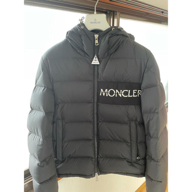 MONCLER(モンクレール)のモンクレール　ダウンジャケット メンズのジャケット/アウター(ダウンジャケット)の商品写真