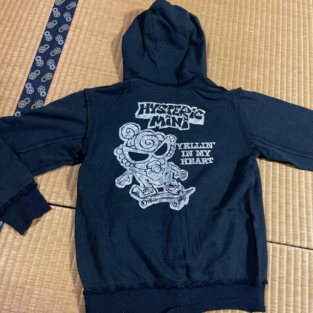 HYSTERIC MINI(ヒステリックミニ)のhysteric mini ヒステリックグラマー　ヒスミニ　パーカー　キッズ キッズ/ベビー/マタニティのキッズ服女の子用(90cm~)(ジャケット/上着)の商品写真