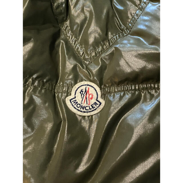 MONCLER(モンクレール)のしまうま様☆MONCLER（モンクレール）リバーシブルダウンジャケット カーキ メンズのジャケット/アウター(ダウンジャケット)の商品写真