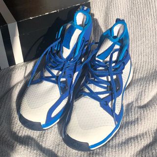 アディダス(adidas)のadidas アディダス スニーカー(スニーカー)