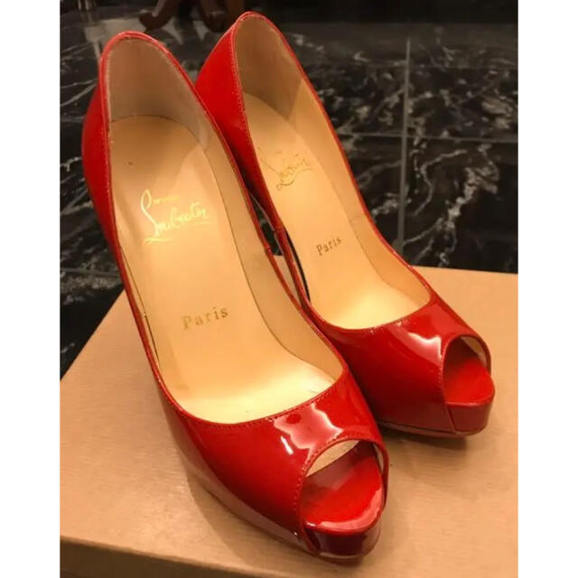 Christian by rara 's shop|クリスチャンルブタンならラクマ Louboutin - ★極美品★クリスチャンルブタン・赤パンプス(35サイズ)の通販 限定品通販