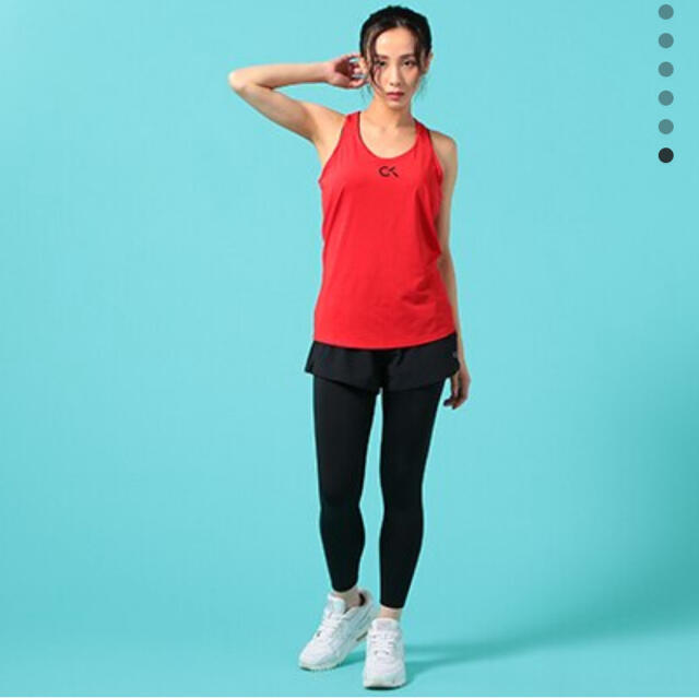 Calvin Klein(カルバンクライン)の🧘‍♀️最終値下新品🧘‍♀️カルバンクライン🧘‍♀️タンクトップ🧘‍♀️M スポーツ/アウトドアのトレーニング/エクササイズ(ヨガ)の商品写真