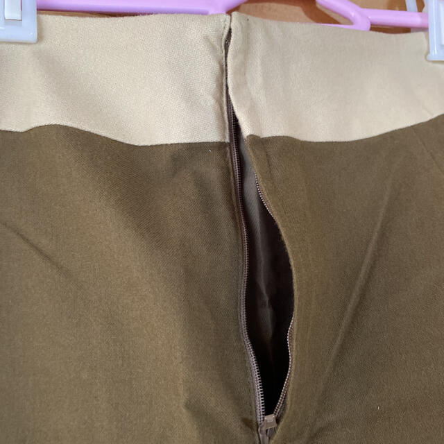 ブラウン　膝丈スカート レディースのスカート(ひざ丈スカート)の商品写真