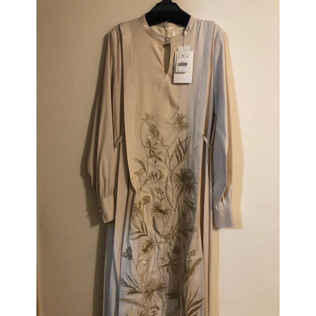 Ameri VINTAGE(アメリヴィンテージ)のAmeri  新品★ MADELYN EMBROIDERY DRESS★ レディースのワンピース(ロングワンピース/マキシワンピース)の商品写真