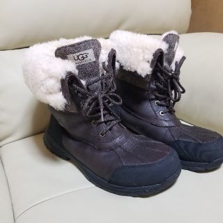 アグ(UGG)のUGGムートンブーツ スノーブーツ レザーブーツ　エンジニアブーツ(ブーツ)