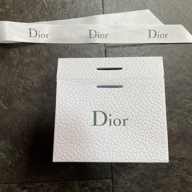 Dior(ディオール)のdiorのショップ袋・リップ入れる小さいケース レディースのバッグ(ショップ袋)の商品写真