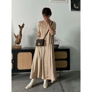 アメリヴィンテージ(Ameri VINTAGE)の【Sサイズ】💐AmeriVINTAGE  QUEUE BUTTON DRESS(ロングワンピース/マキシワンピース)