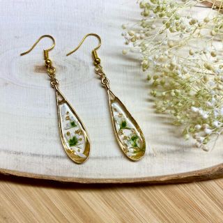 ユーフォルビアの雫ピアス　〜clear〜　⚠️セール品(ピアス)
