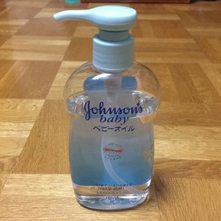 ジョンソンエンドジョンソン(Johnson & Johnson)のジョンソンベビー ジョンソン ベビーオイル 300ml 無香料(ボディオイル)