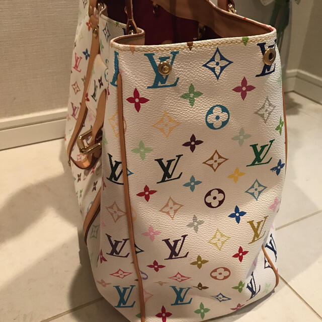 LOUIS VUITTON(ルイヴィトン)のルイヴィトン  トートバッグ オーレリアGM モノグラムマルチカラー　白 レディースのバッグ(トートバッグ)の商品写真