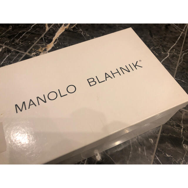 MANOLO BLAHNIK(マノロブラニク)の【✨新品💎】マノロブラニク　ハンギシパンプス💙 レディースの靴/シューズ(ハイヒール/パンプス)の商品写真