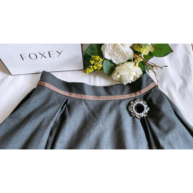 定形外発送送料無料商品 FOXEY 2019年上品ウールブレンドスカート 40