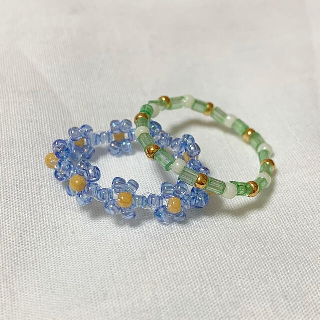 handmade ハンドメイド　カラフルフラワービーズリング2点セット💖 ハンドメイドのアクセサリー(リング)の商品写真