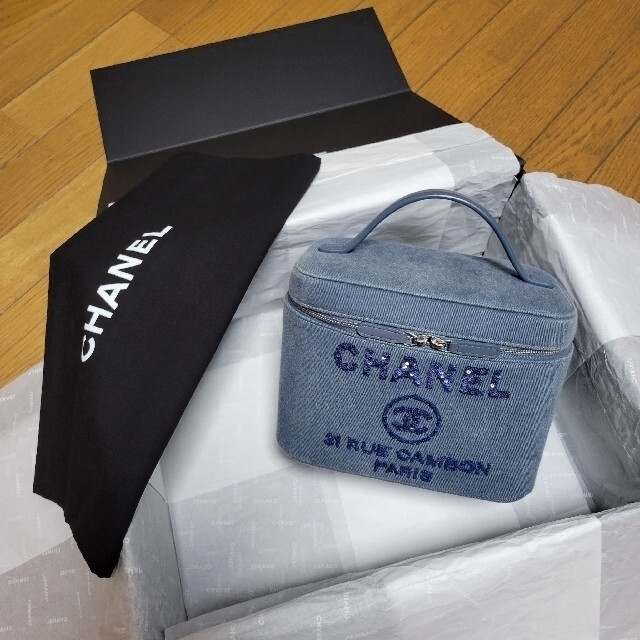 CHANEL　ドーヴィル　スパンコール　デニム　バニティバッグ