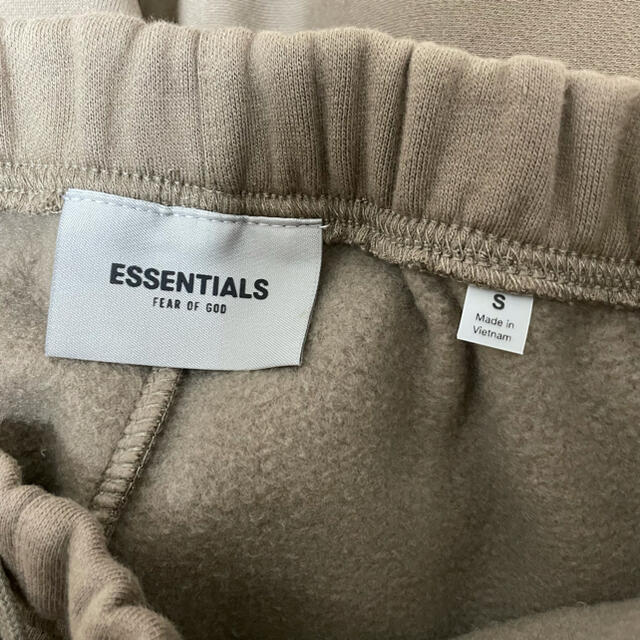 ????【最終値下げ】???? ESSENTIALS SWEATPANT / HARVEST