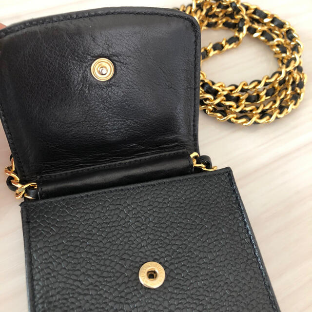 ☆美品☆ シャネル キャビアスキン チェーン フォンケース ポーチ ☆美品☆ シャネル キャビアスキン チェーン フォンケース ポーチ