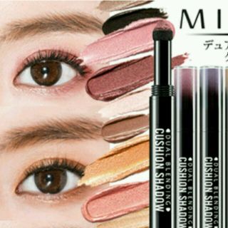 ミシャ(MISSHA)のMISSHA デュアル　クッション　アイシャドウ(アイシャドウ)