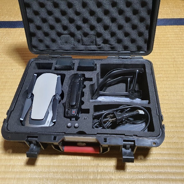 DJI MAVIC AIR（使用回数少なめ）