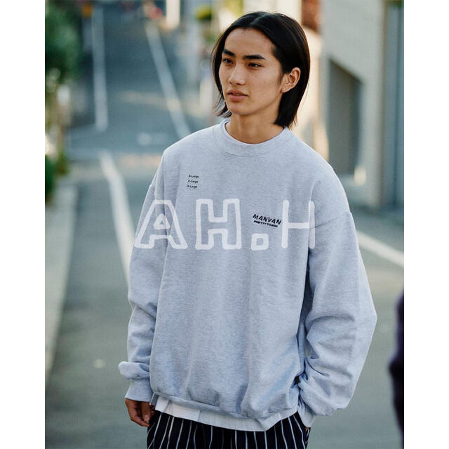 1LDK SELECT(ワンエルディーケーセレクト)のAH.H MANVAN EMBROIDERED LOGO HOODIE メンズのトップス(パーカー)の商品写真