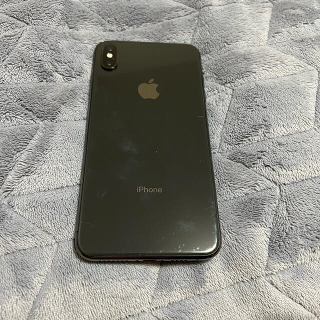 iPhone(アイフォーン)のiphone Xs max 64G au回線 スマホ/家電/カメラのスマートフォン/携帯電話(携帯電話本体)の商品写真