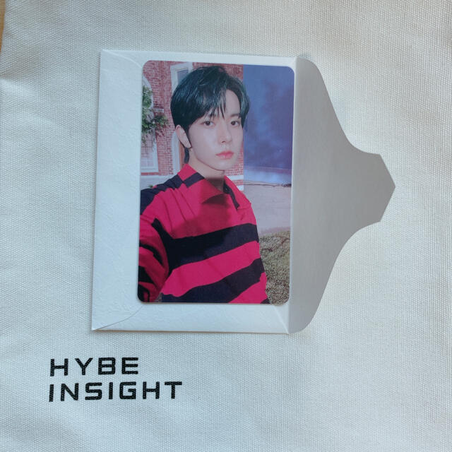 限定値下げ中‼️ ENHYPEN HYBE INSIGHT 限定トレカ ヒスン エンタメ/ホビーのCD(K-POP/アジア)の商品写真