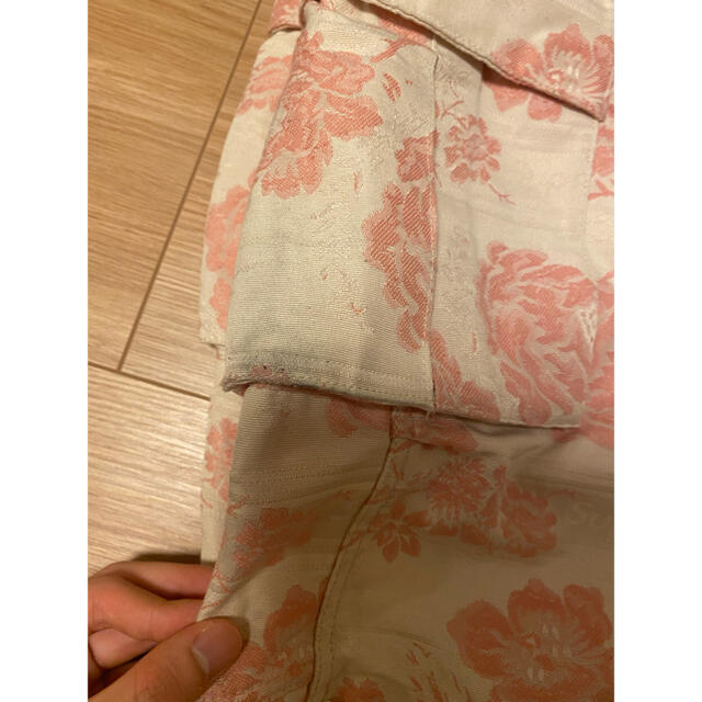 Supreme(シュプリーム)のSupreme Floral Tapestry Cargo Pant 30 メンズのパンツ(ワークパンツ/カーゴパンツ)の商品写真