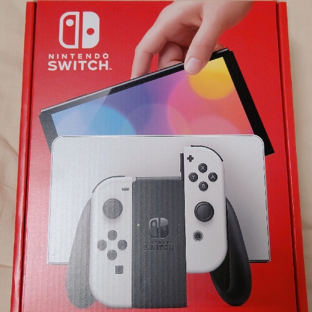 新型 Nintendo Switch 有機EL モデル　ホワイト 本体
