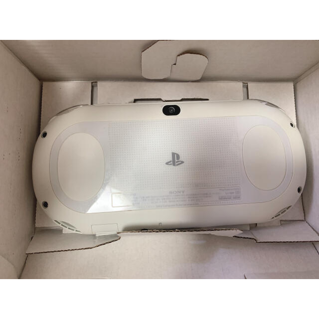 PlayStation®Vita（PCH-2000シリーズ） Wi-Fiモデル 3