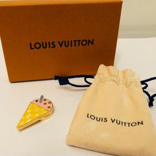 ルイヴィトン(LOUIS VUITTON)の★ルイヴィトン★ブローチ&バッグチャーム（マグネットタイプ）(ブローチ/コサージュ)