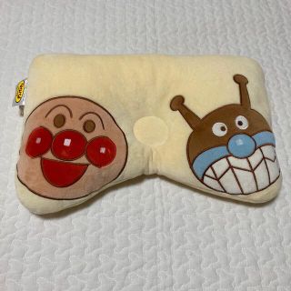 ニシカワ(西川)の【美品】アンパンマン　枕(枕)