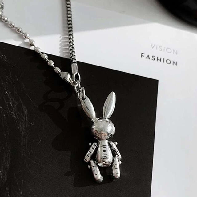 Bershka(ベルシュカ)のうさぎ ネックレス ラビット モチーフ ペンダント レディースのアクセサリー(ネックレス)の商品写真