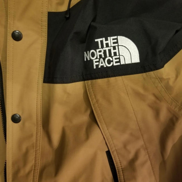 THE NORTH FACE(ザノースフェイス)の新品 THE NORTH FACE マウンテンライトジャケット カラー UB メンズのジャケット/アウター(マウンテンパーカー)の商品写真