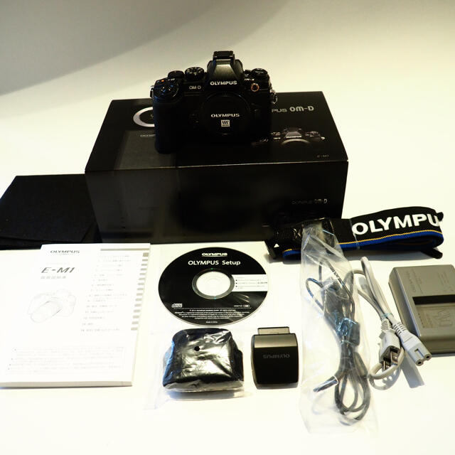 カメラOLYMPUS OM-D E-M1ボディ